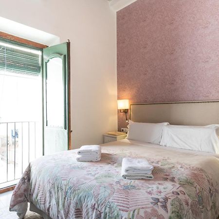 Apartamentos Bartomeu By Habama Group Sitges Extérieur photo